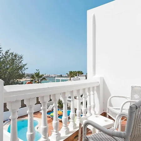 Sleeps 5 Air Con Wifi Corralejo
